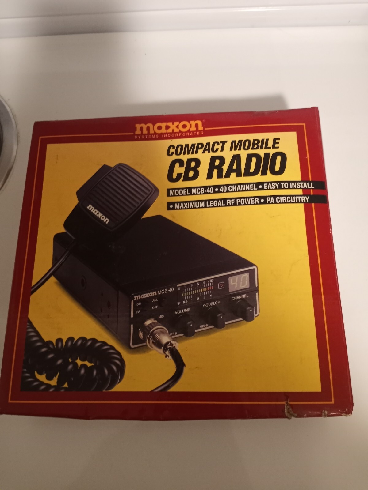 Maxon Compact 40 Channel Mobile CB Radio MCB Box with-radio shack untested