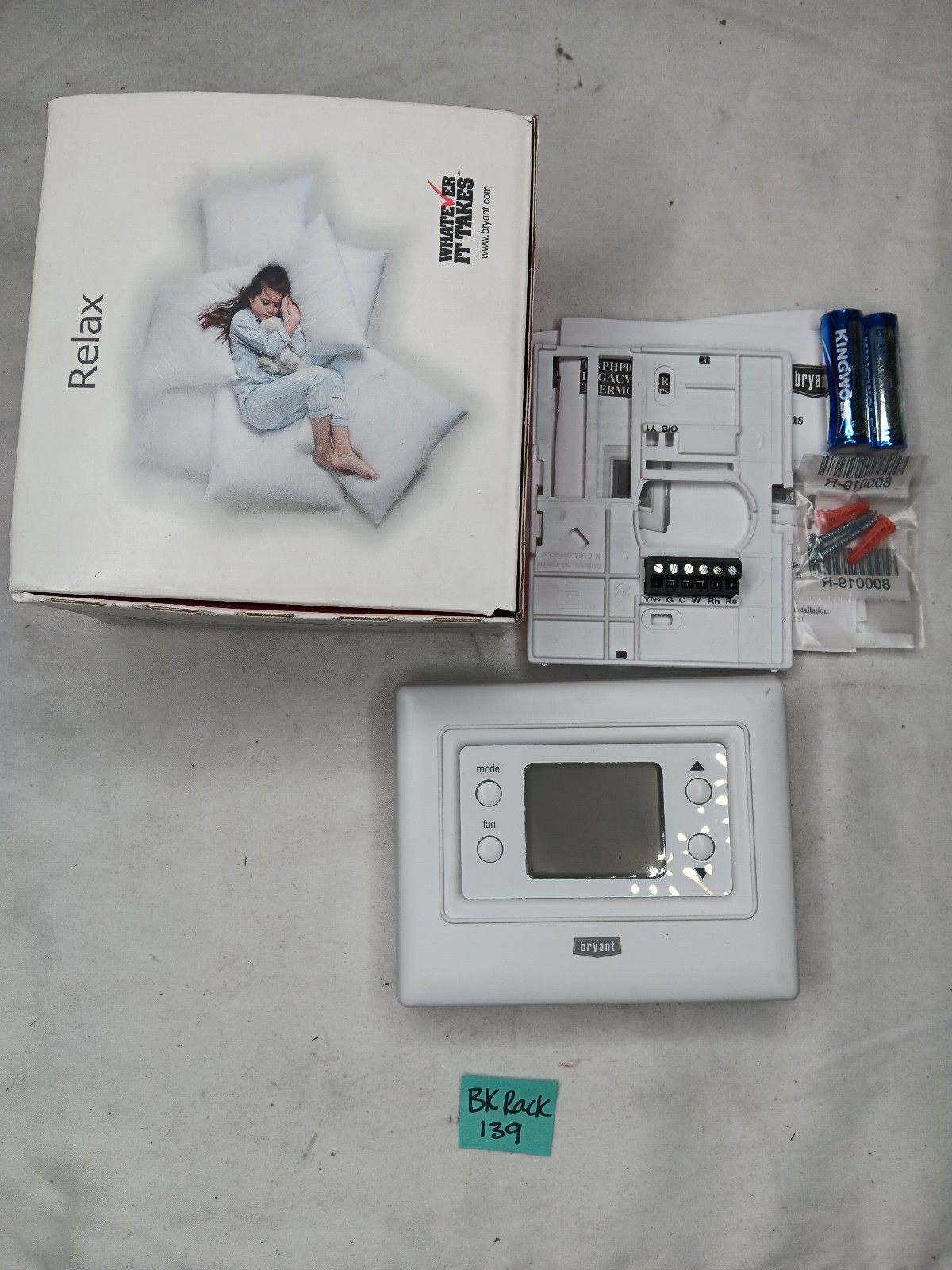 Carrier T2-NAC01-A Bryant Legacy - T2-nac01-a Non-programmable Ac Thermostat