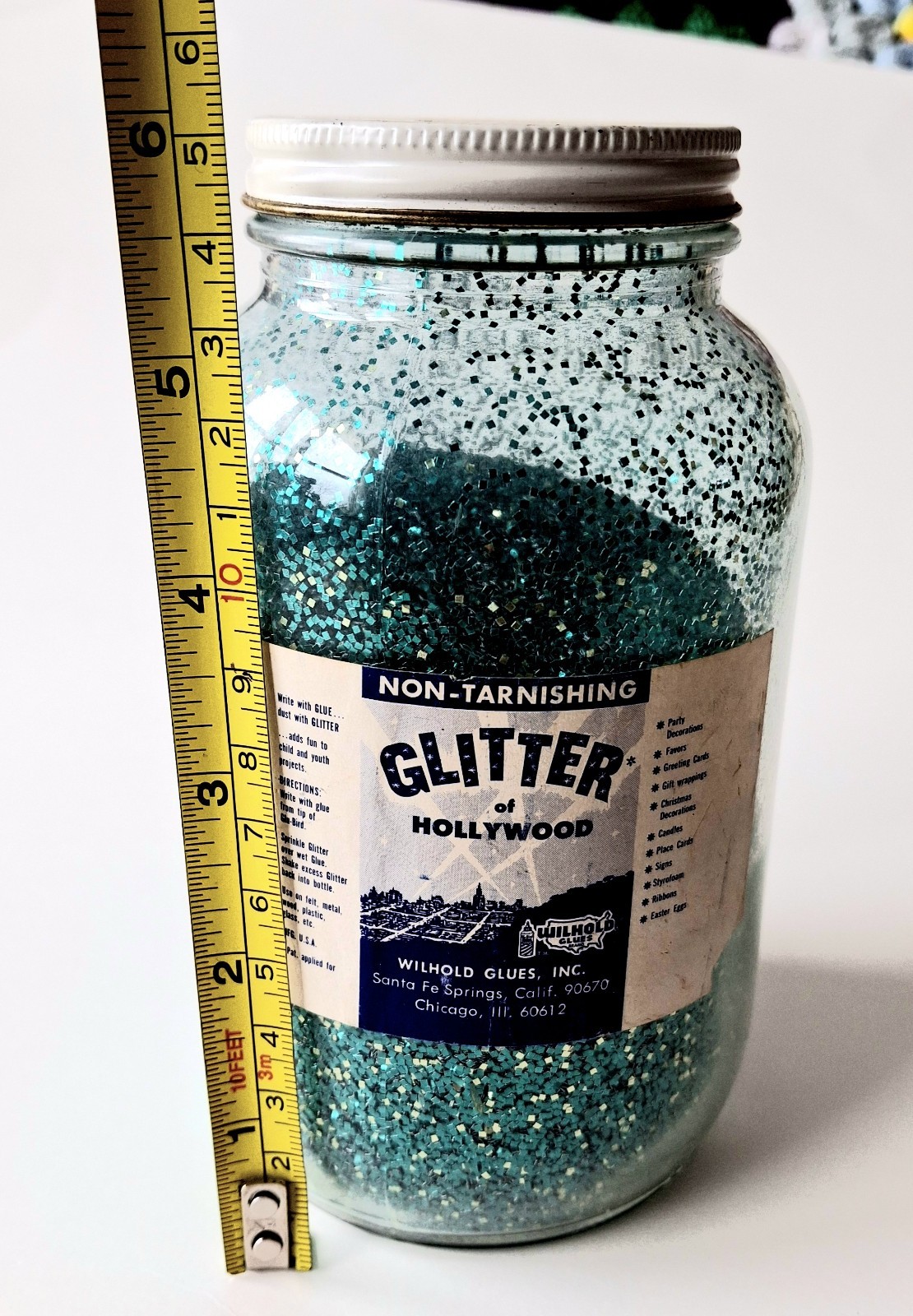 Vintage Jar Of Green Craft Glitter Of Hollywood Wilhold Glues Inc Non-Tarnishing