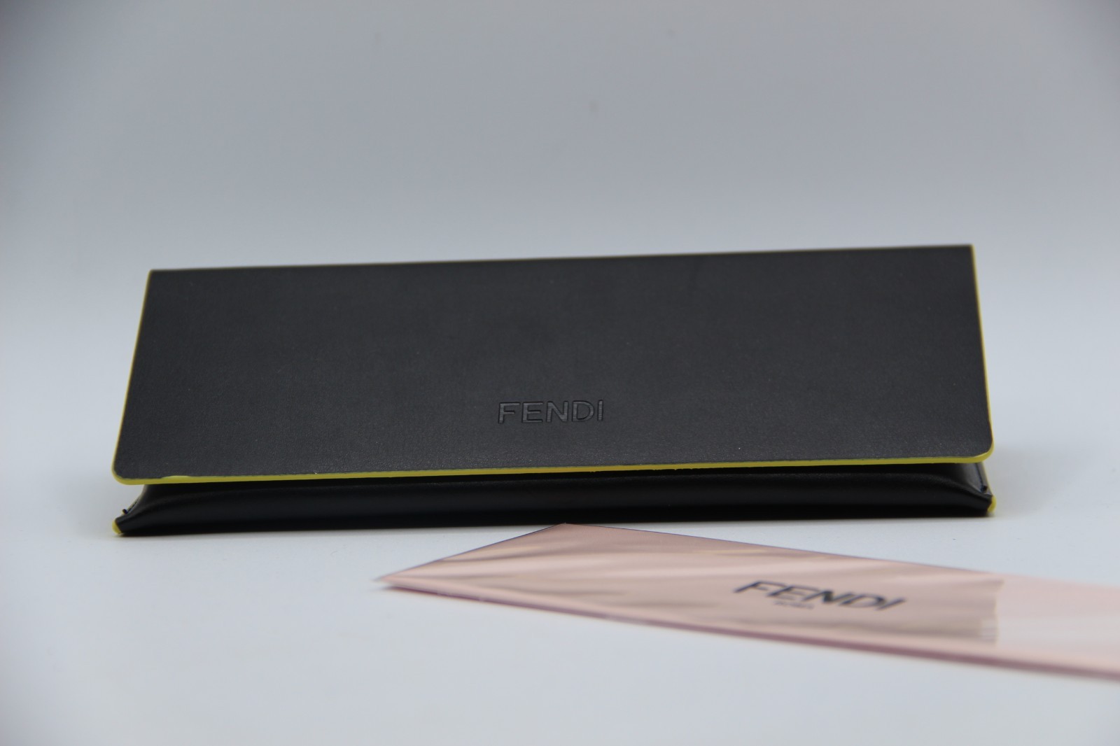 NEW FENDI BLACK AUTHENTIC EYEGLASSES SUNGLASSES CASE W/CLOTH