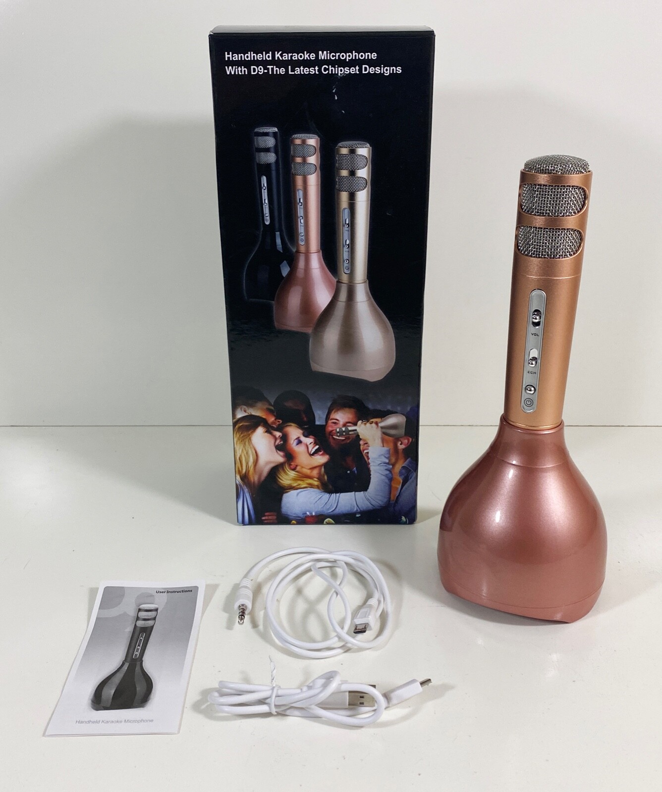Wireless Dynamic Microphone D9 Portable Handheld Karaoke Microphone Player Gold