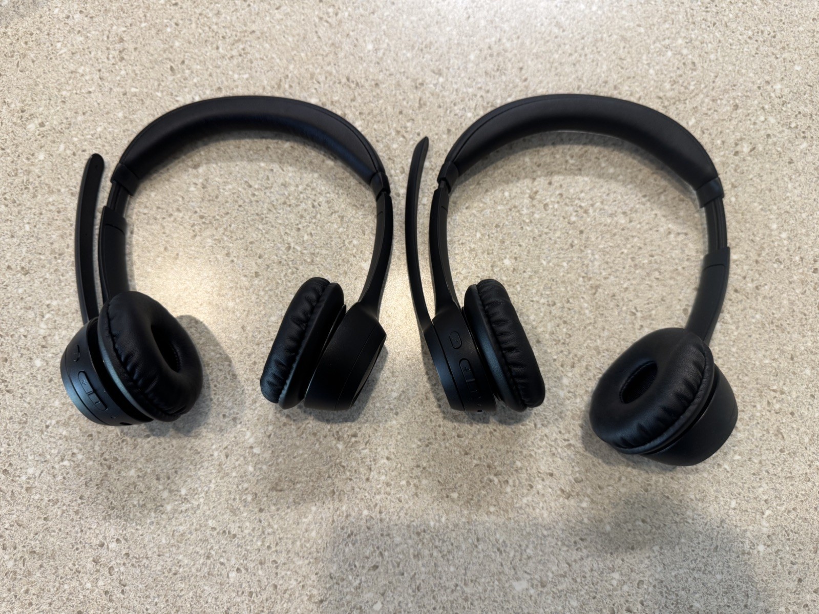 LOT OF 2 Logitech Zone 300 Wireless Bluetooth Headset Noise-Canceling Static