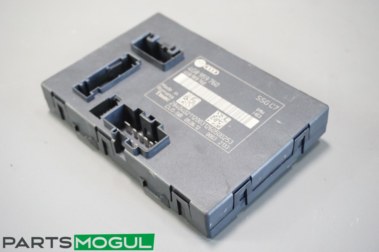 2012-2018 AUDI A6 QUATTRO - Front SEAT / Backrest Adjustment Control Module