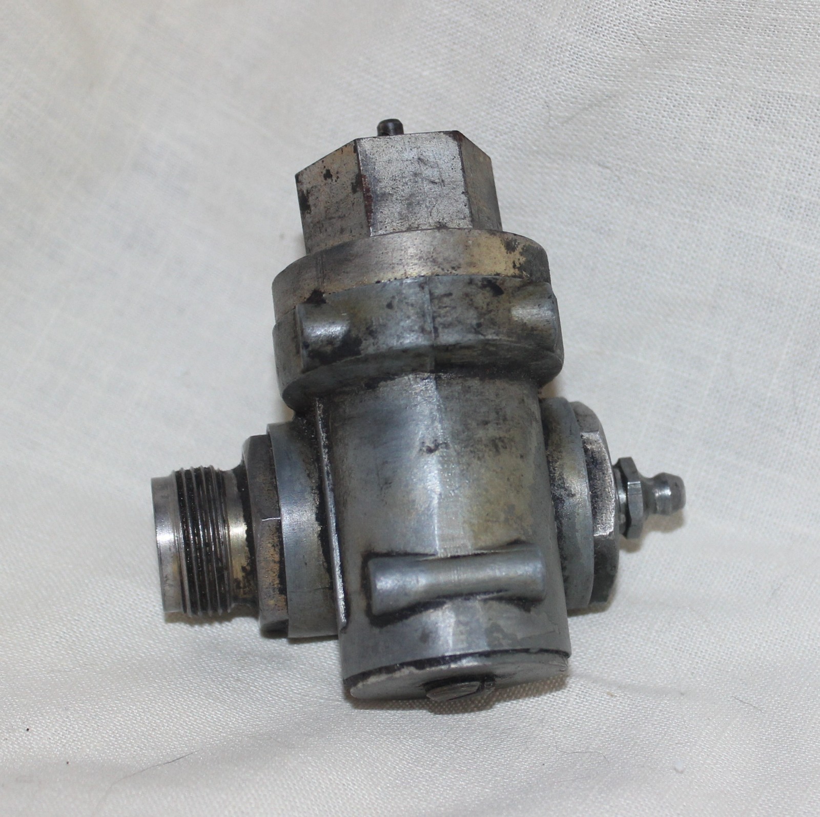 M35 M51 SPEEDOMETER DRIVE UNIT 7409623-1