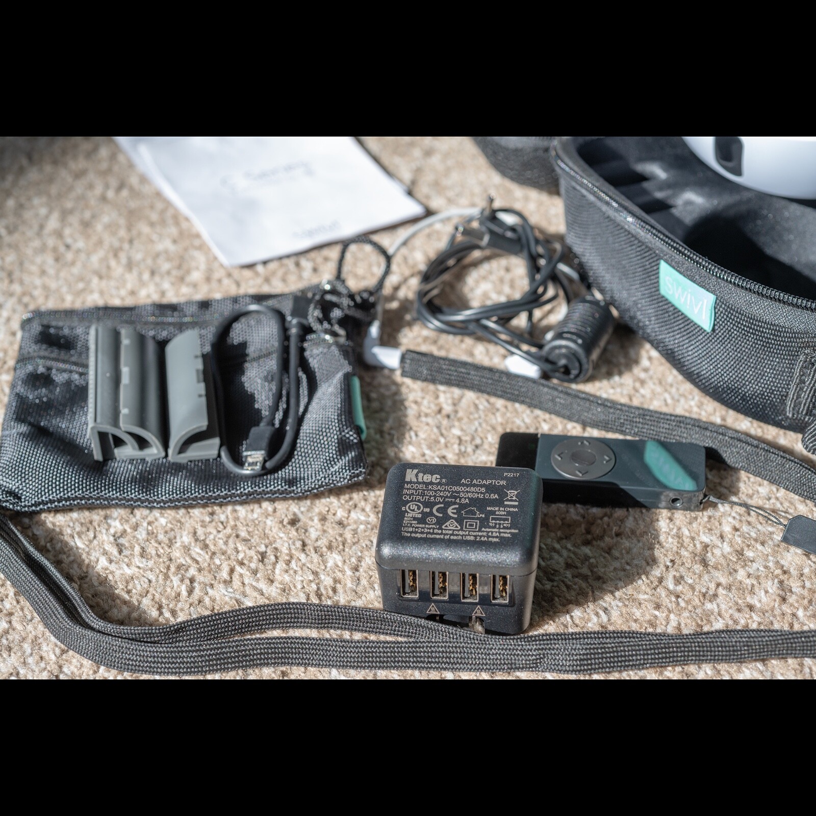 Swivl SW3322G Presentation Robot with Case and Accessories