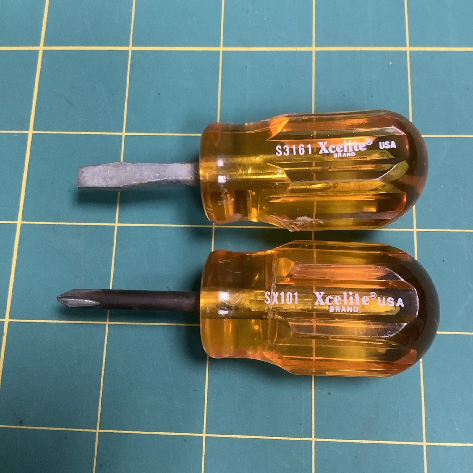 2 Vintage Xcelite Stubby Screwdrivers S3161 And SX101 USA
