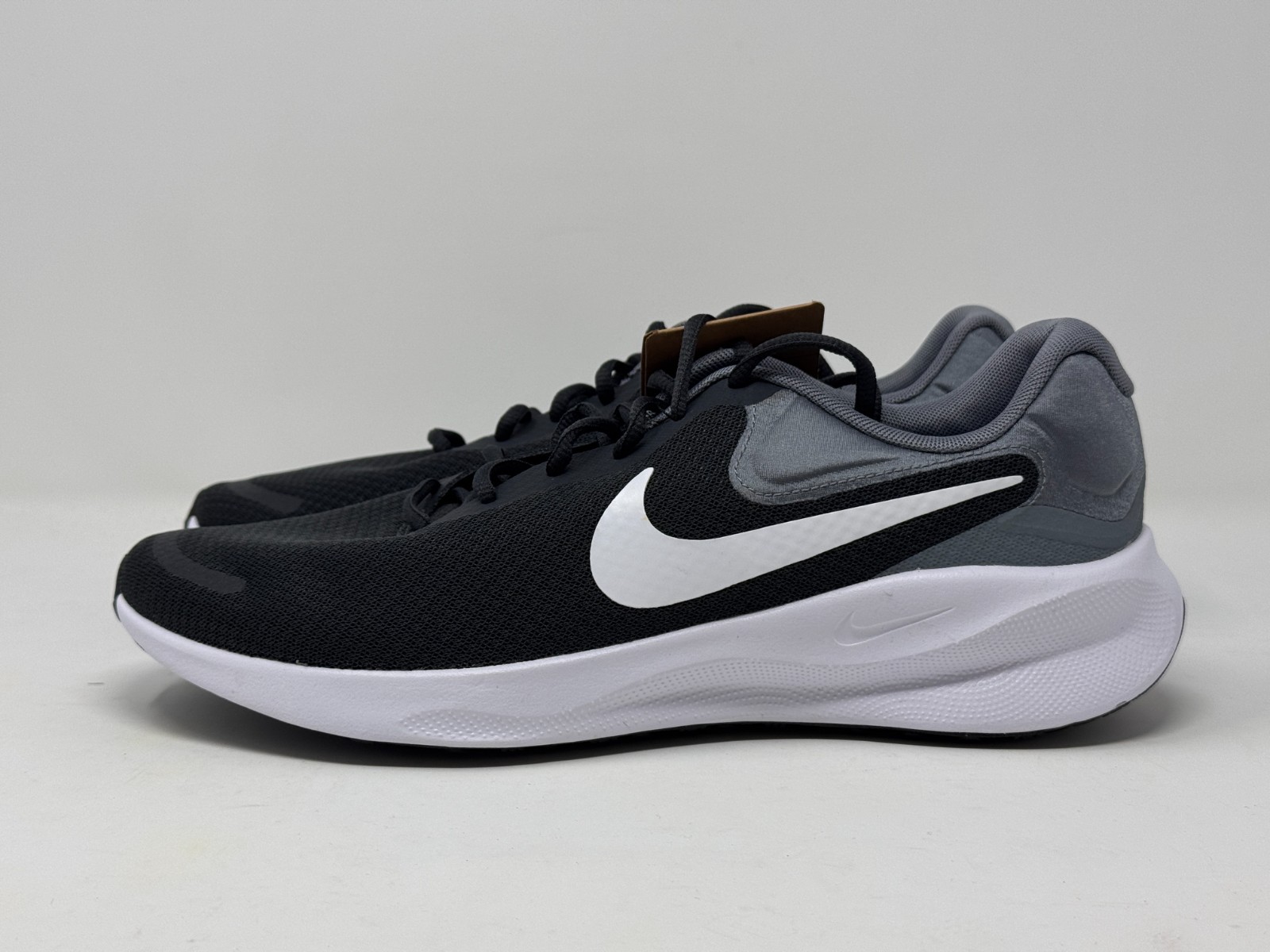 Nike Revolution 7 Grey White Running Workout Shoe FB2207-007 Men's Multi Size