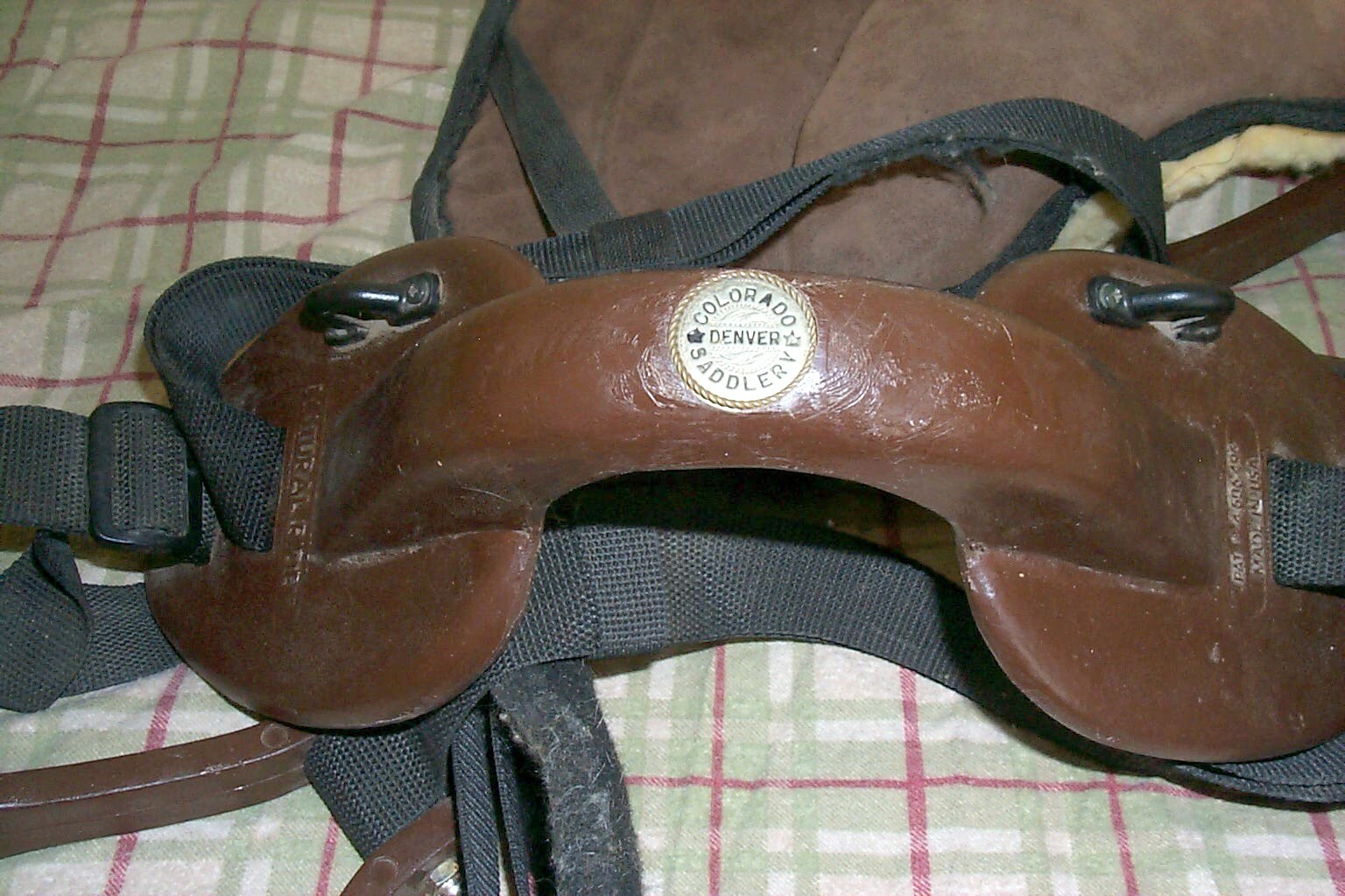 4.5" Three piece eggbutt snaffle with peanut.