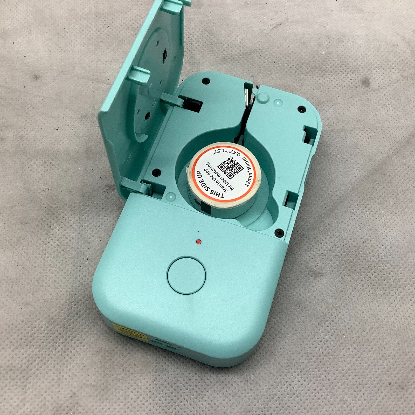 Phomemo D30 Smart Mini Label Maker Machine, Portable Bluetooth
