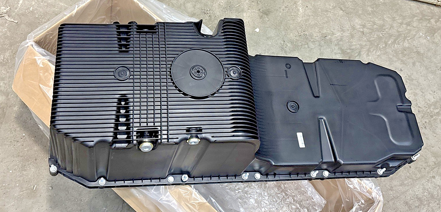 ~ NEW GENUINE PACCAR OEM COMPOSITE FRONT OIL PAN for a MX-13 ENGINE ~ 2154314PE