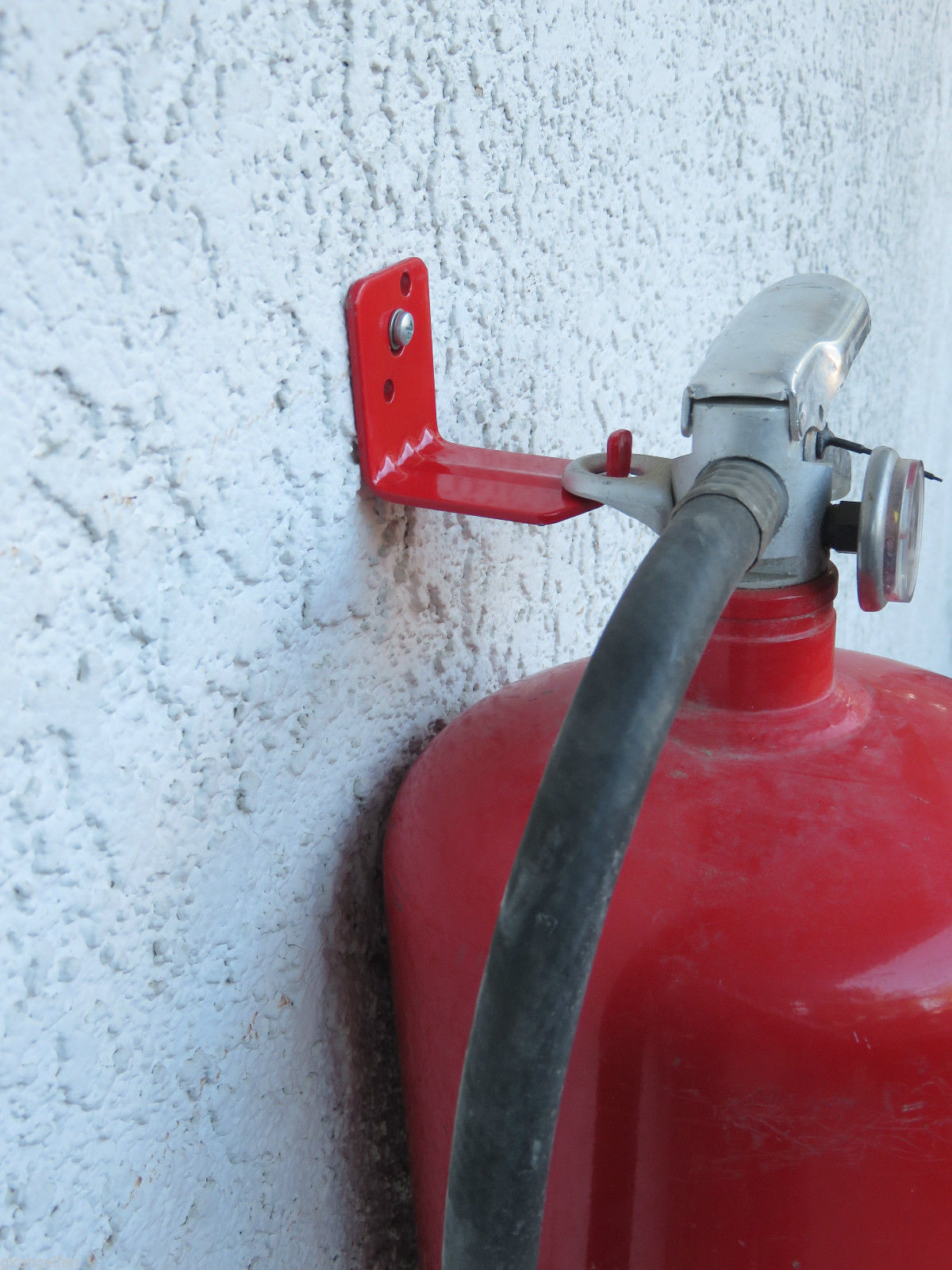 🔥🧯(100)-UNIVERSAL WALL MOUNT 10,15 & 20 lb SIZE FIRE EXTINGUISHER BRACKETS NEW