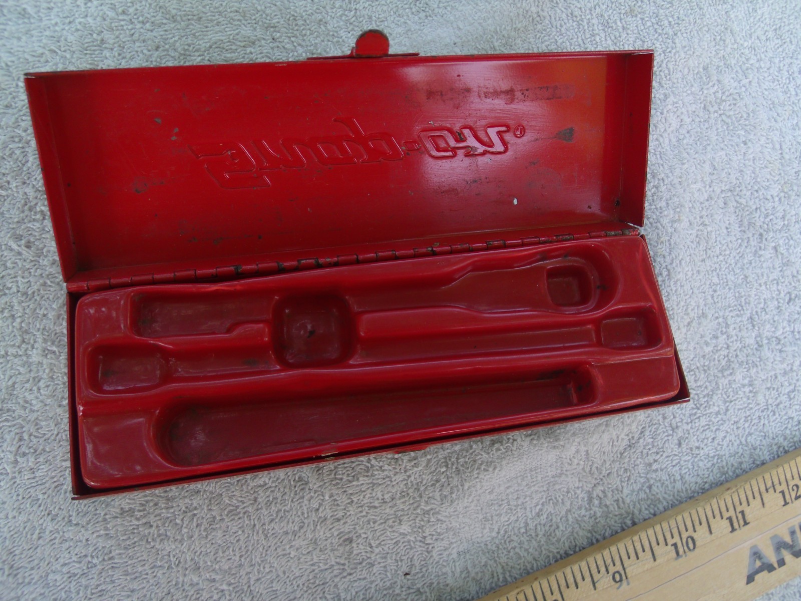 1985? Vintage Snap-on KRA-229 Tool Ratchet Socket Storage Box with Insert [Used]