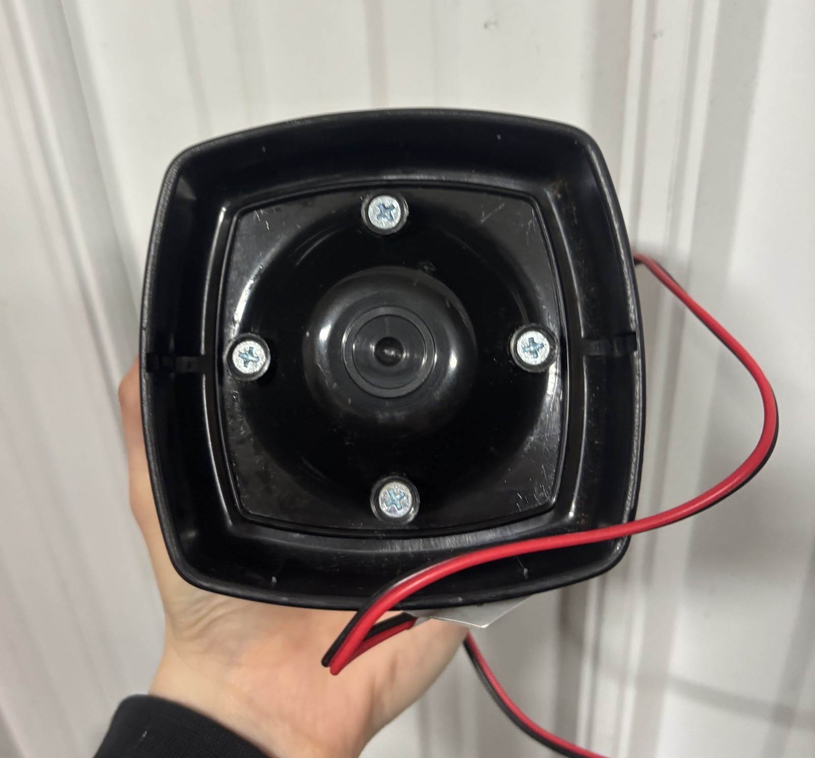 **MISSING SCREWS** ELK-44 30 WATT SPEAKER