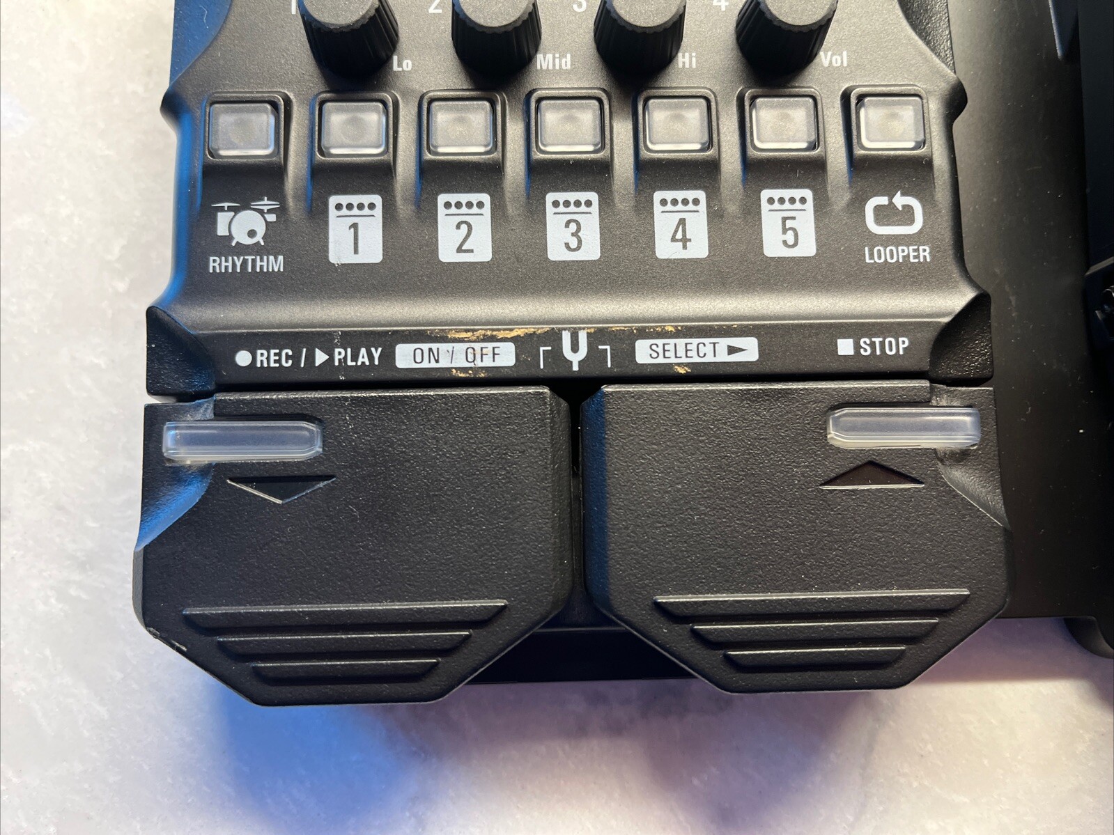 Zoom G1X Four Guitar Effects Processor with Built-In Expression Pedal TESTED