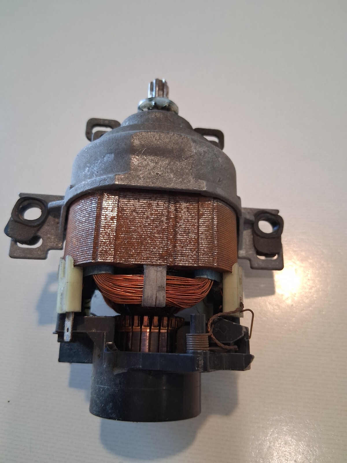lux 4000 upright lower motor