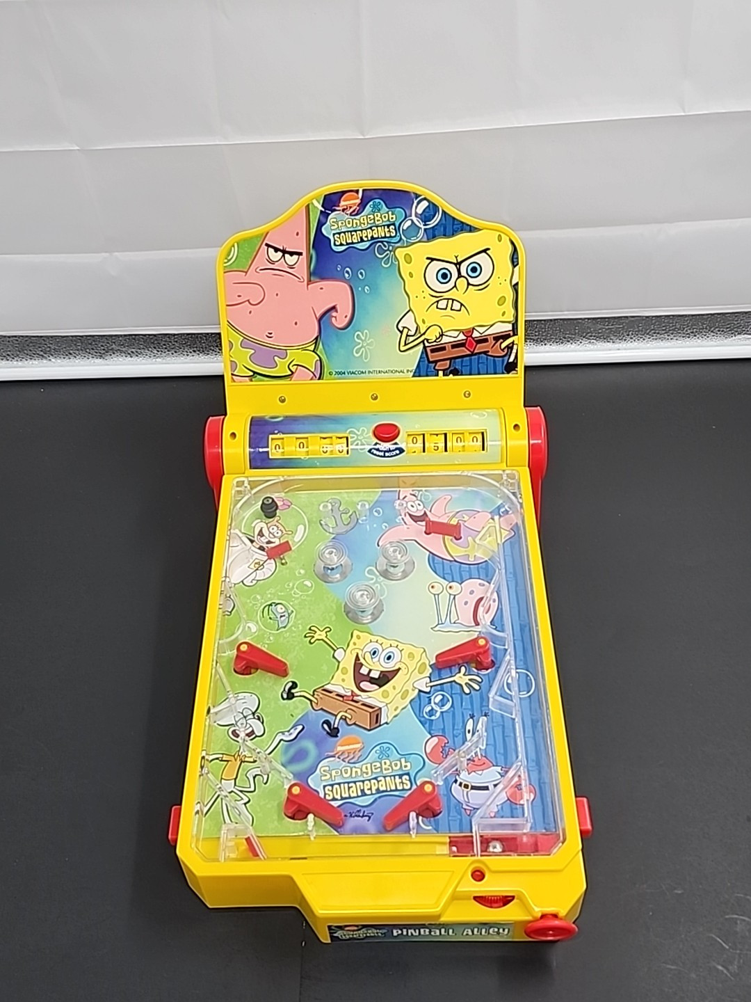 2014 SpongeBob SquarePants Pinball Alley Tabletop Game