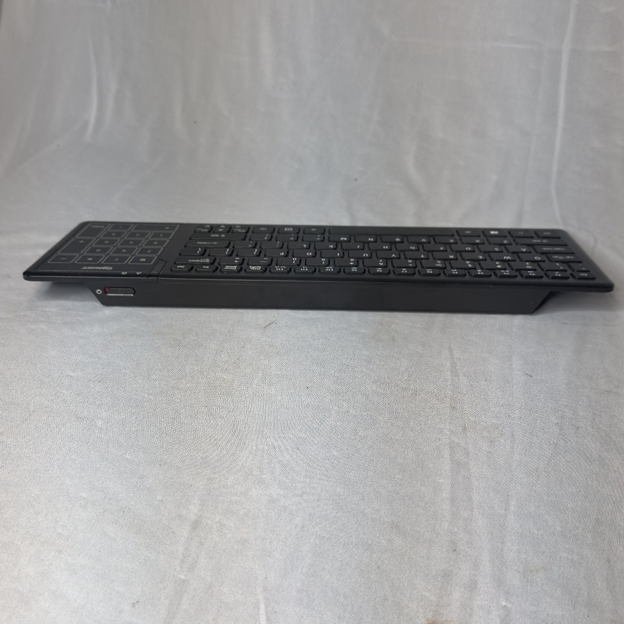 Gigaware Wireless Keyboard Ultra Compact Dongle Full Size Slim Black Numeric Pad