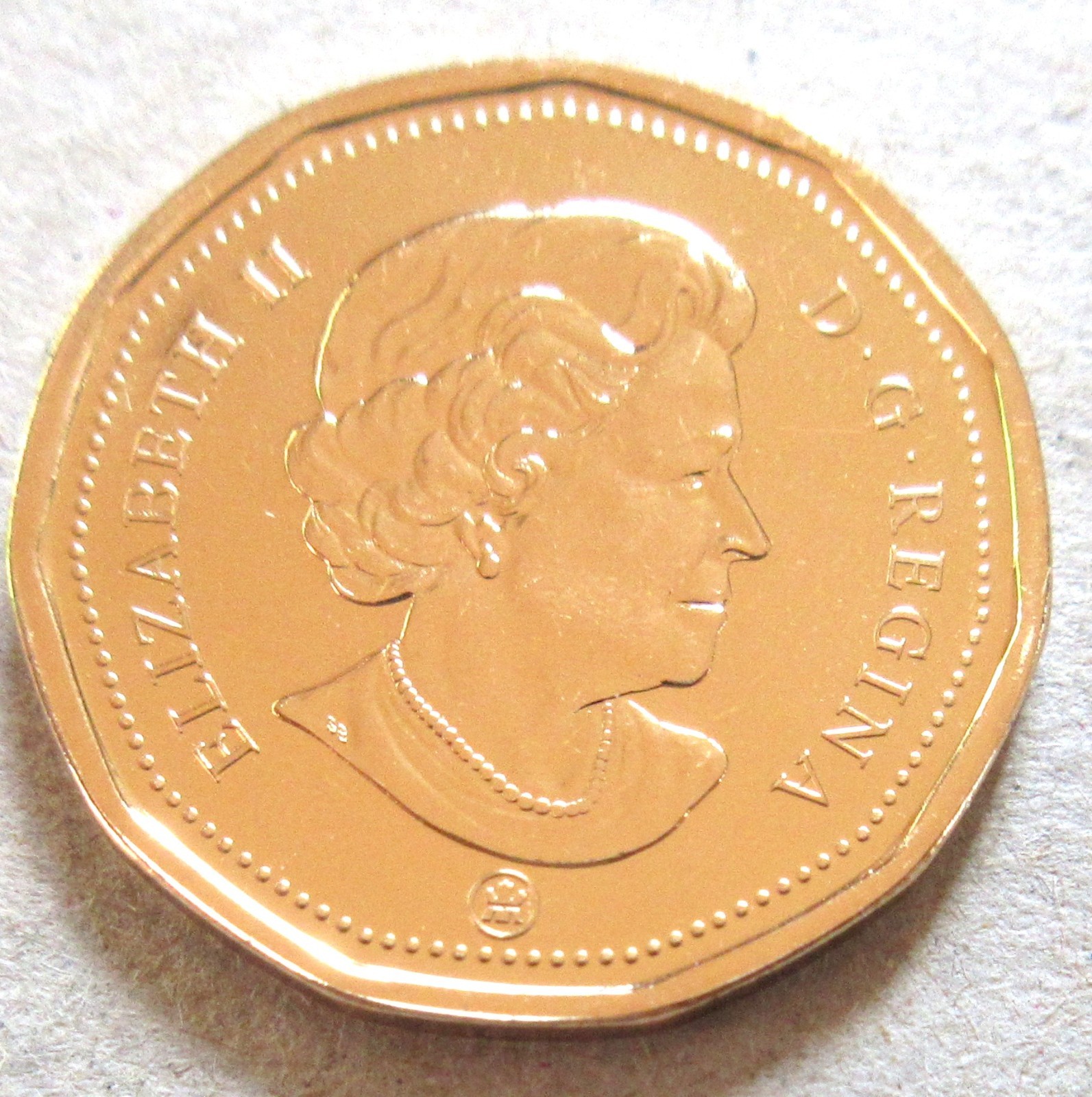 2017 Canada Classic Loonie One Dollar Coin. Semi Key Mint UNC. $1 Loon