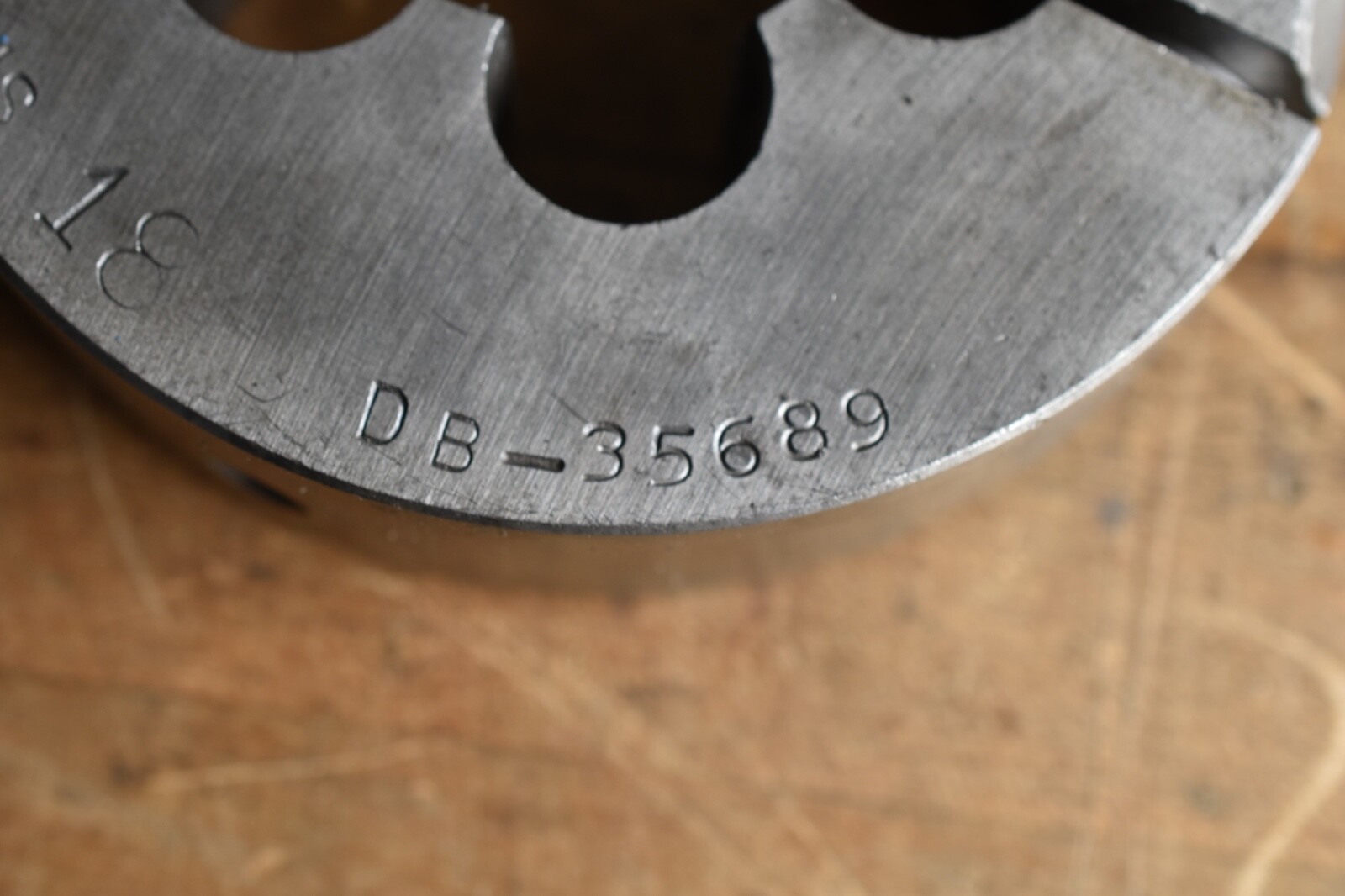 UTD round die, 1.563, NS, 18, DB-35689