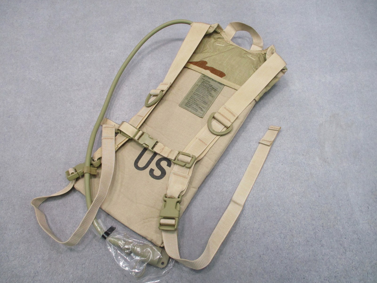 US Military MOLLE II Hydration Carrier System Tan Skilcraft Michael-Bianco Army