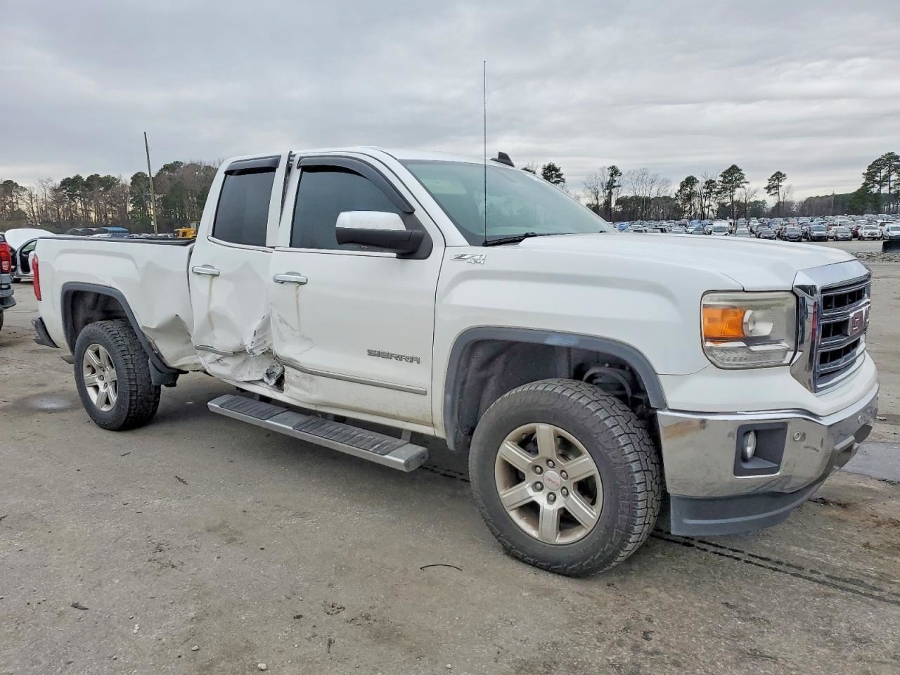 SIERRA150 2015 Glove Box 4976354
