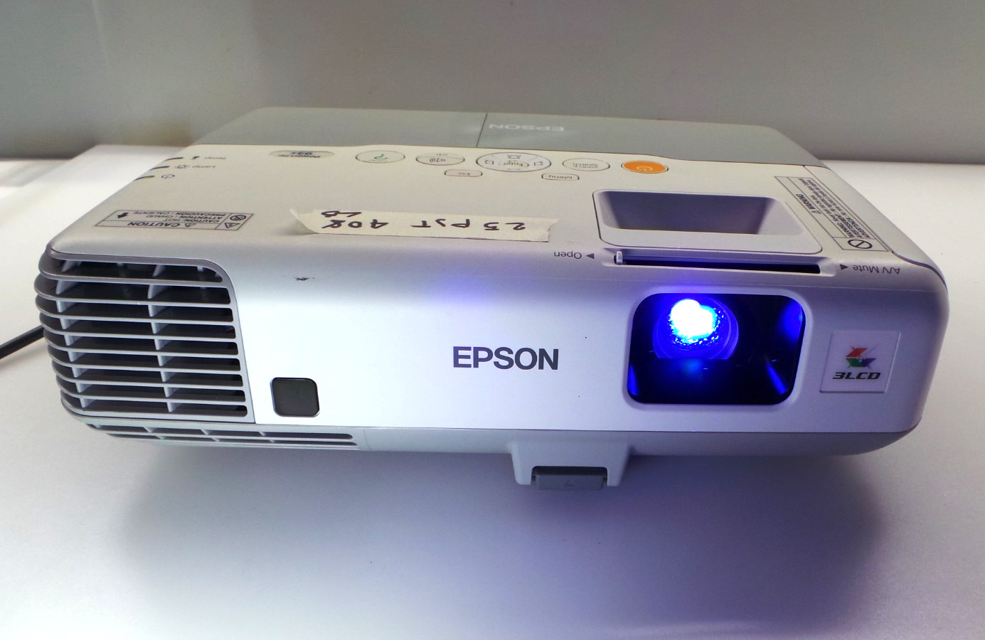 Epson PowerLite 93+ 3LCD Projector H382F (Lamp Timer: 161 H) - Power Cord only