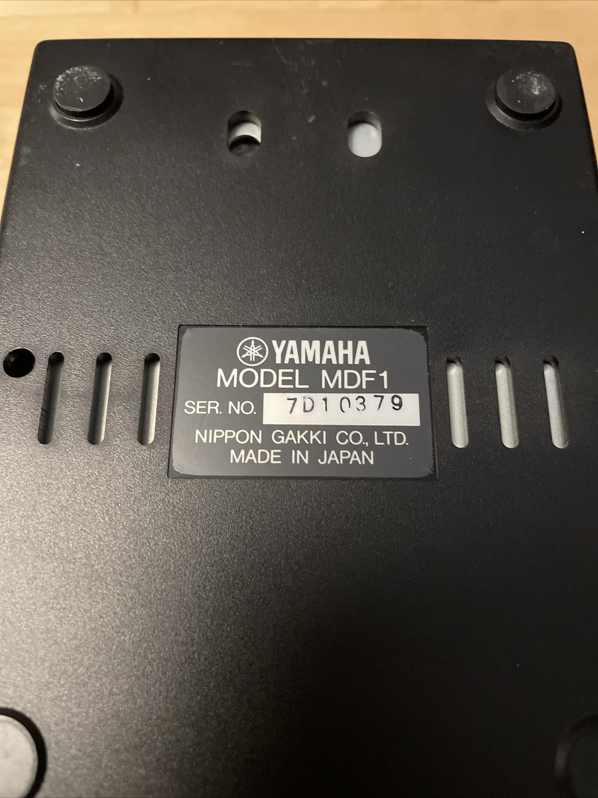 Yamaha MDF1 MIDI Data Filter without Power Supply - Powers On