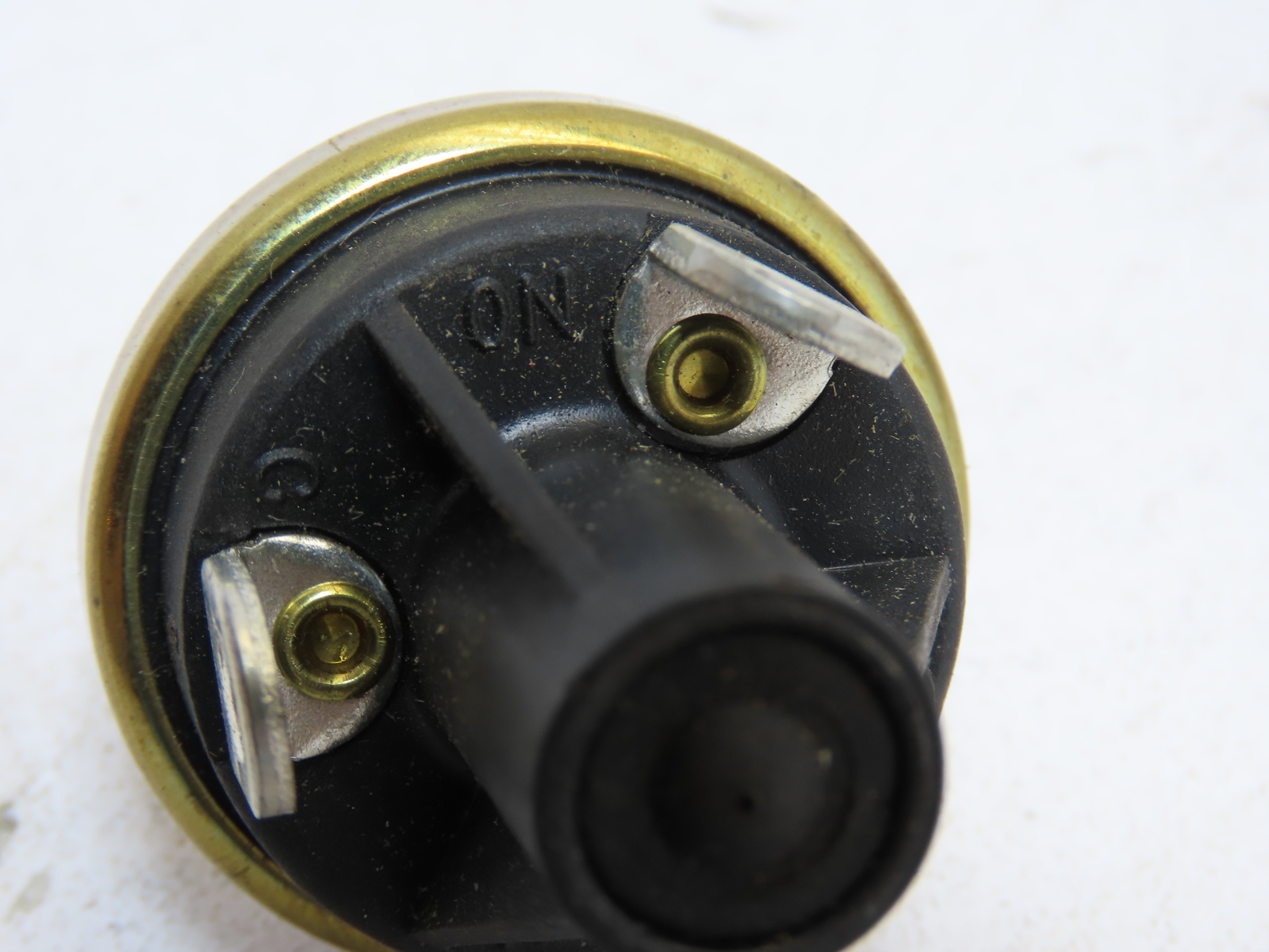 NAPA BALKAMP 1/8" NPT LOW PRESSURE SWITCH 701-1575