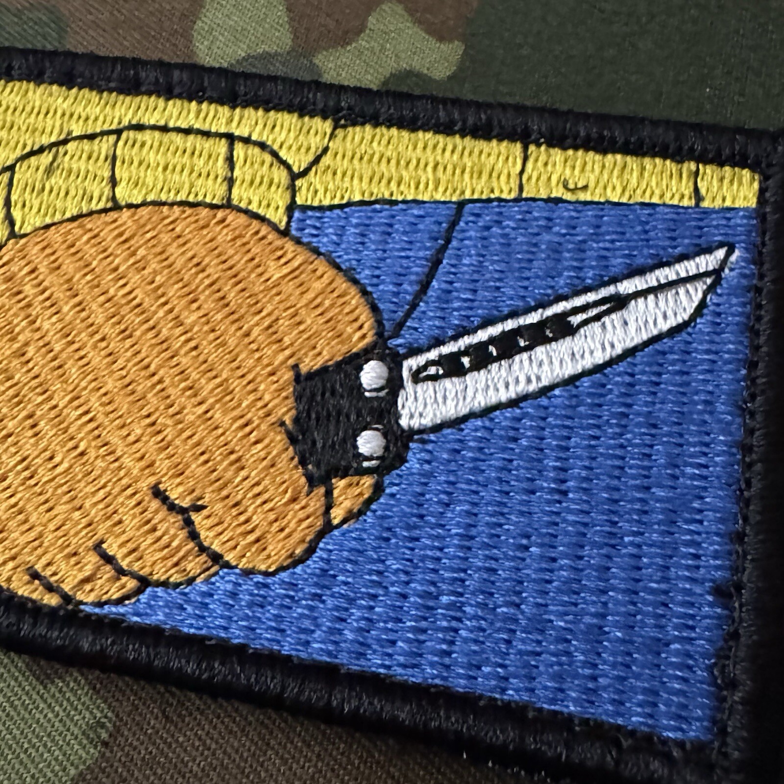 ARTHUR’S FIST MEME Embroidered Morale Patch Hook Back MICROTECH BALISONG KNIFE