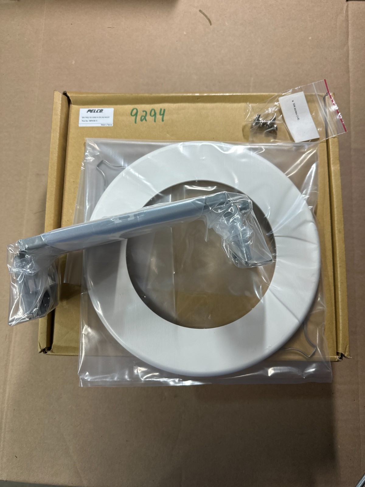 PELCO SRX PRO2 IND DOME IN-CEILING MOUNT