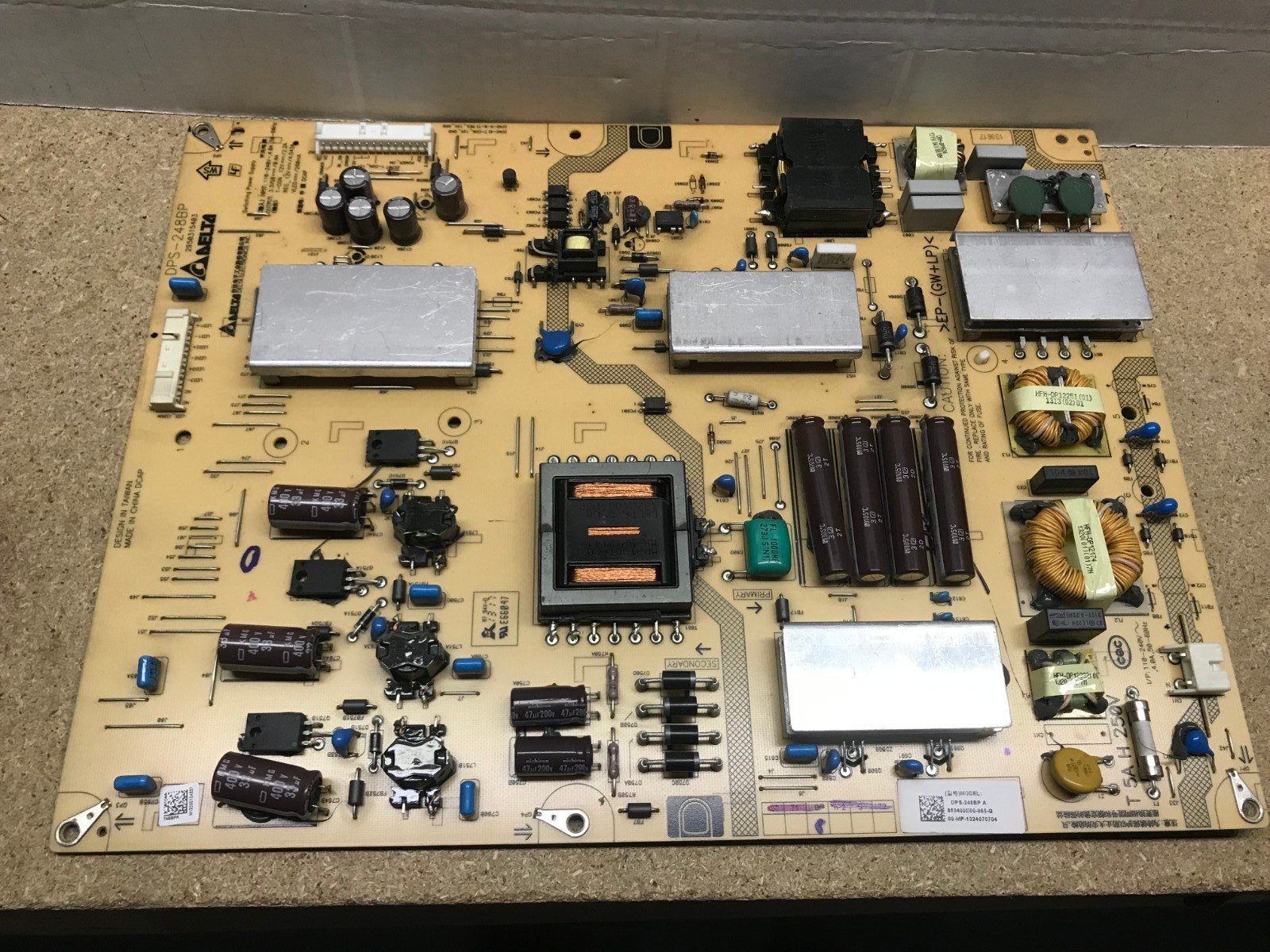 Sony KDL-70R550A / KDL-70R520A 1-895-407-11 GE70 Power Supply / LED