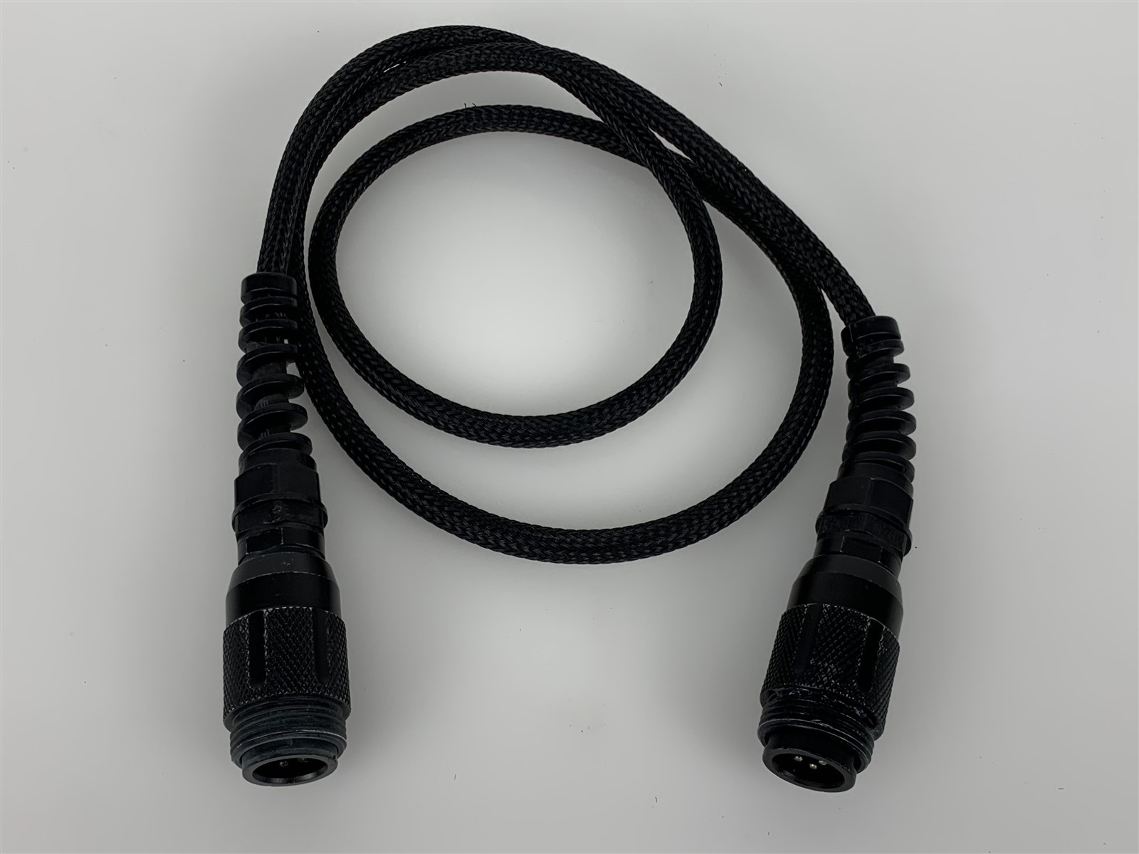 BIGBLUE Interconnect Cable M12x1.5 3-Pin MG12A