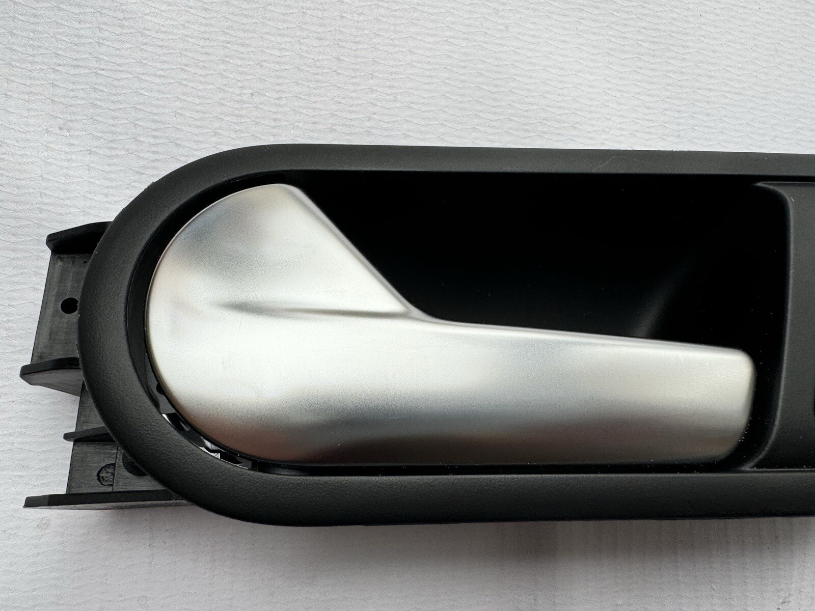 12-14 VW BEETLE DRIVER DOOR HANDLE INTERIOR INNER SWITCH MIRROR 5c5837113F UBN