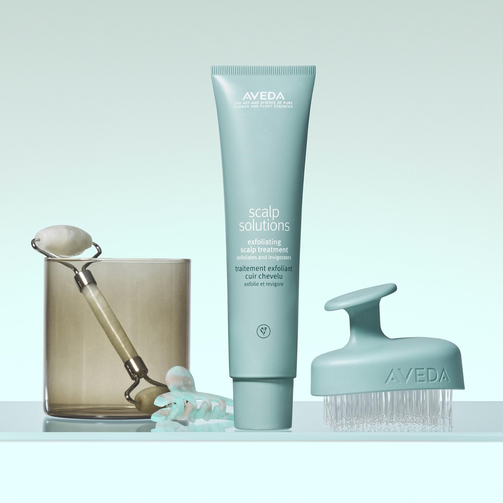 Aveda Scalp Solutions Stimulating Scalp Massager - Exfoliates & Stimulates