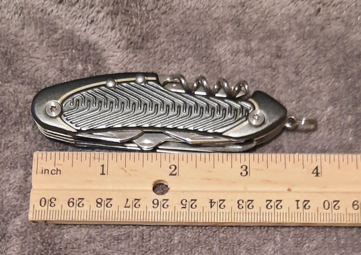 X Gear - Multi-Function Tool - Pocket Knife - Grey - Used