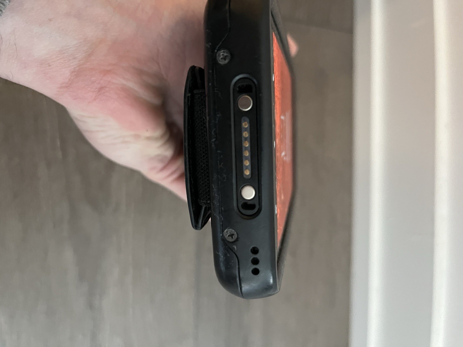 Toast Go 2 Handheld POS Cracked Screen Working TG200