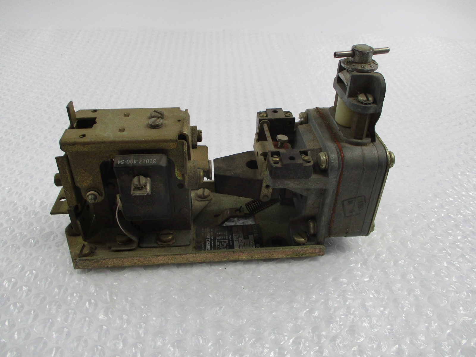 SQUARE D 9050-BO4D RELAY UNMP