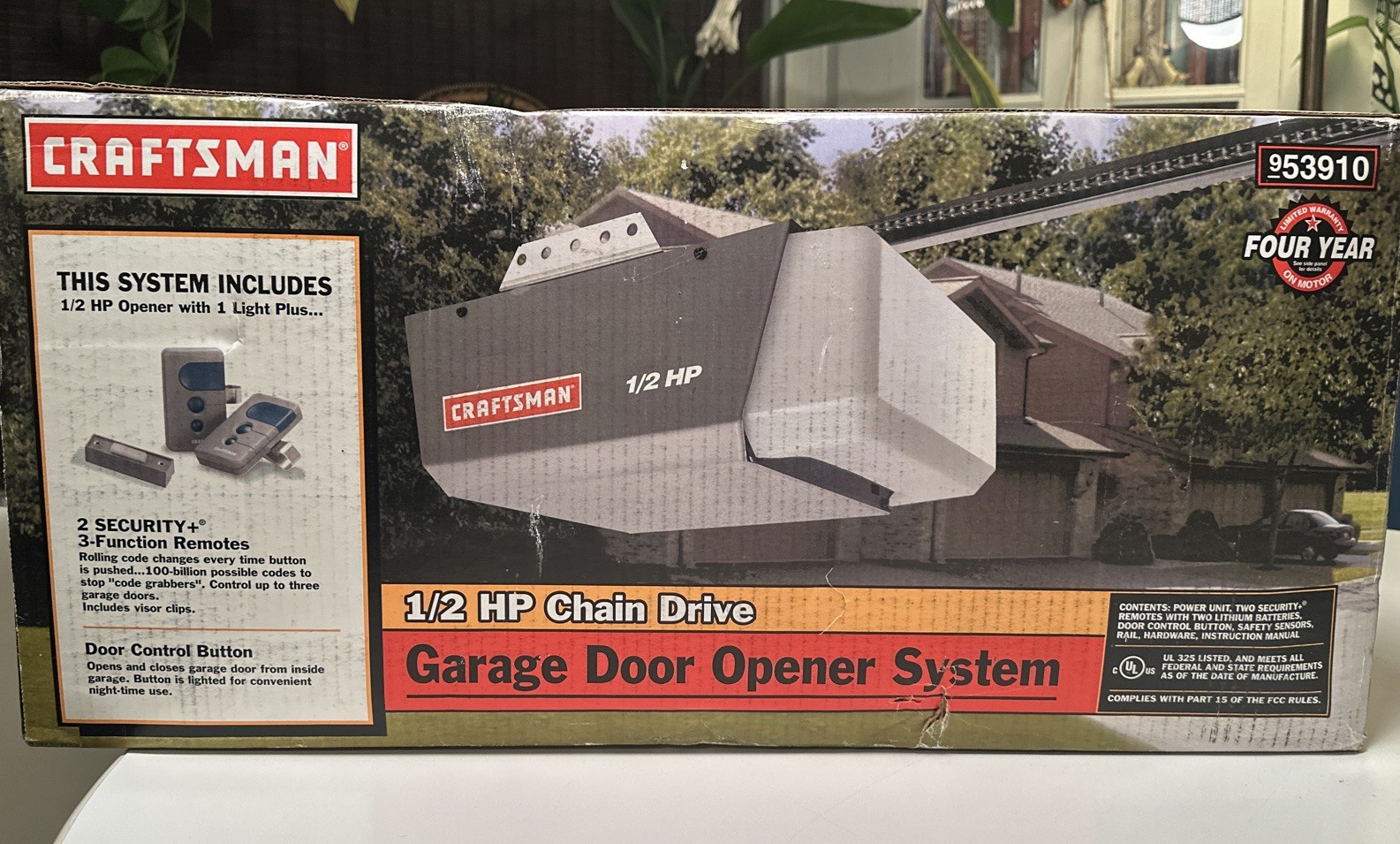 Craftsman 1/2 HP Chain Drive Garage Door Opener 2 Remotes Sensors 953910 New
