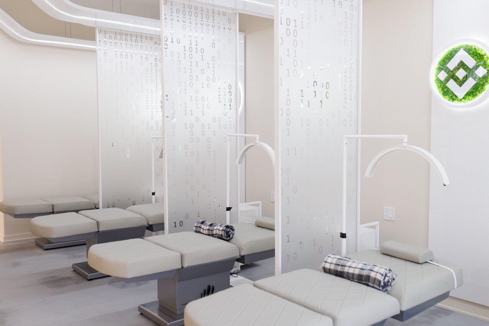 electric massage table