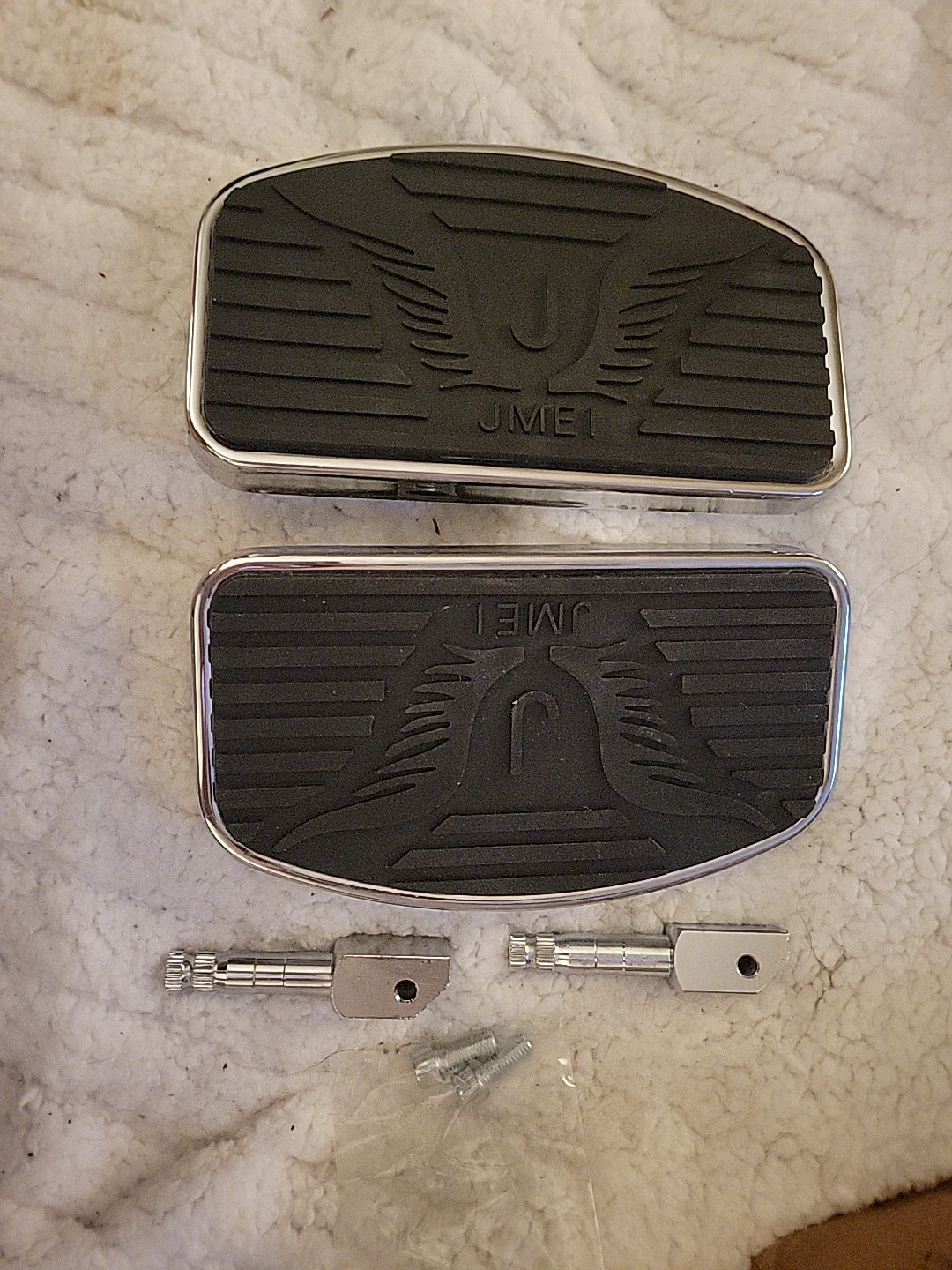 JMEI Motorcycle Foot Pegs Floorboard Front/Rear passenger Compatible Honda Magna