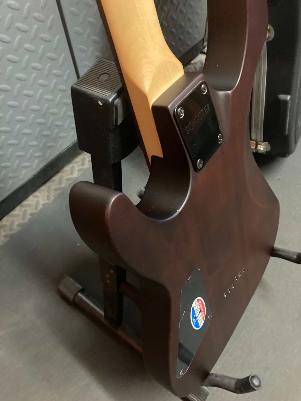 SCHECTER GUITAR RESEARCH OMEN-6