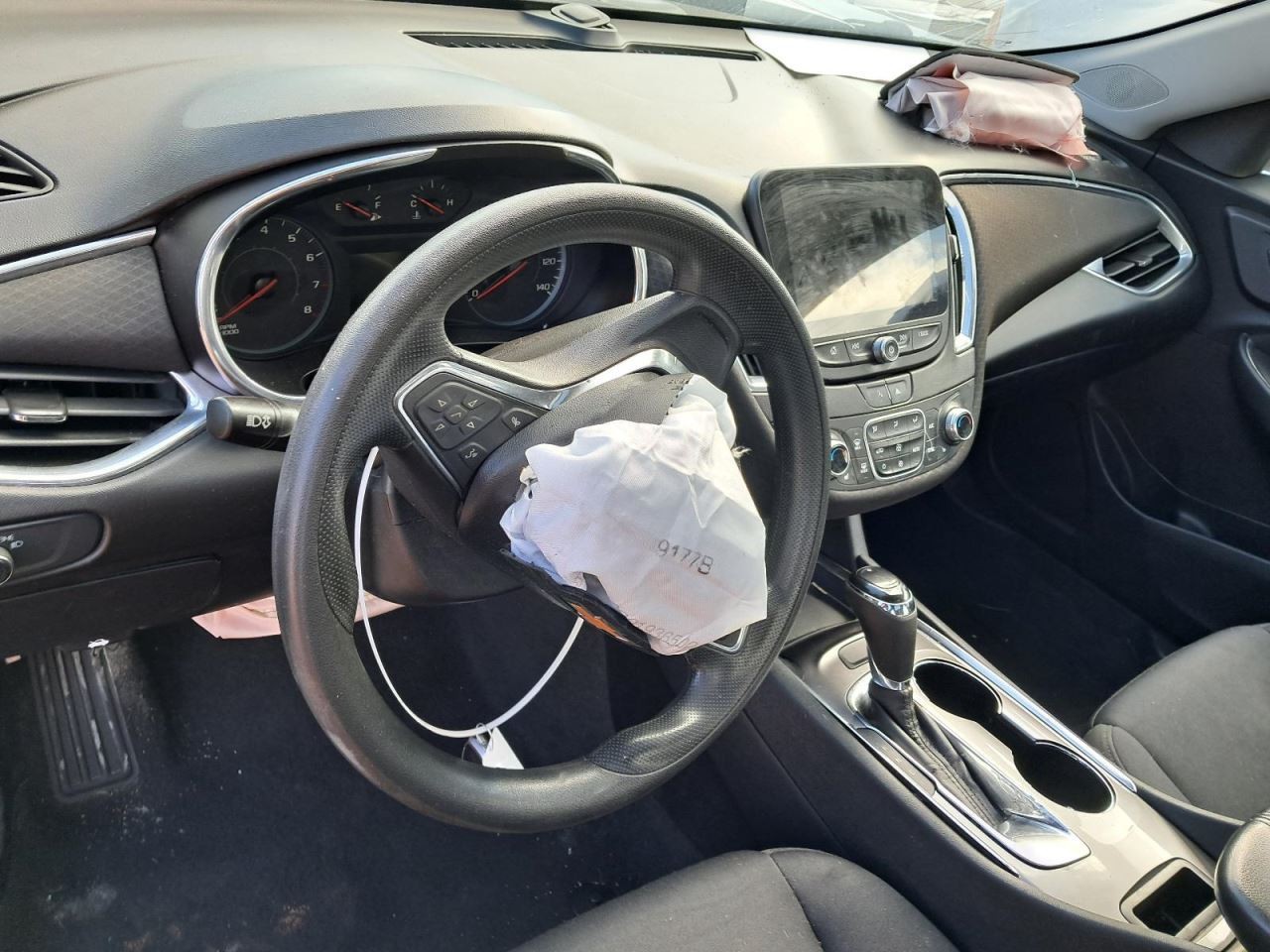 MALIBU 2020 Glove Box 4861128