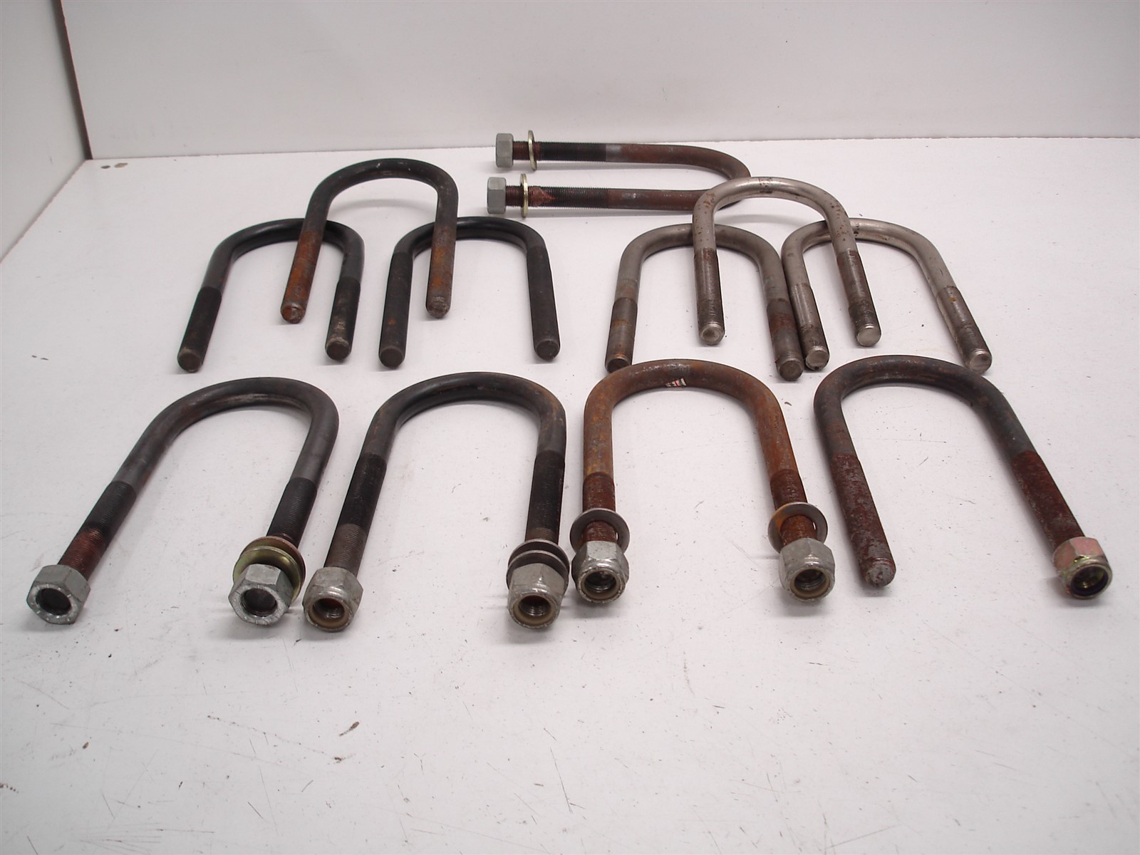 11 NASCAR STEEL 3/4" HEAVY DUTY REAR END TRUCK ARM U-BOLTS 3.5"-3.625" x 9" LONG