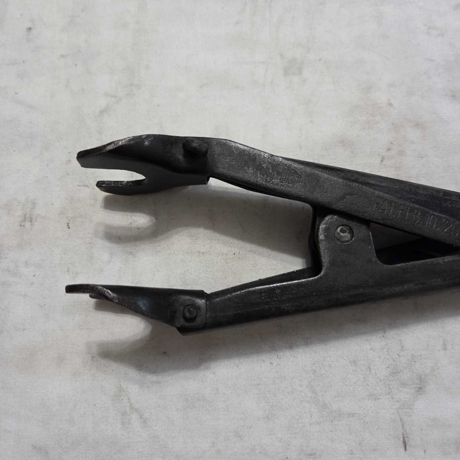 Vtg K-D Universal Tools K-D Mfg. Co. Adjustable Jaw Valve Spring Compressor -USA