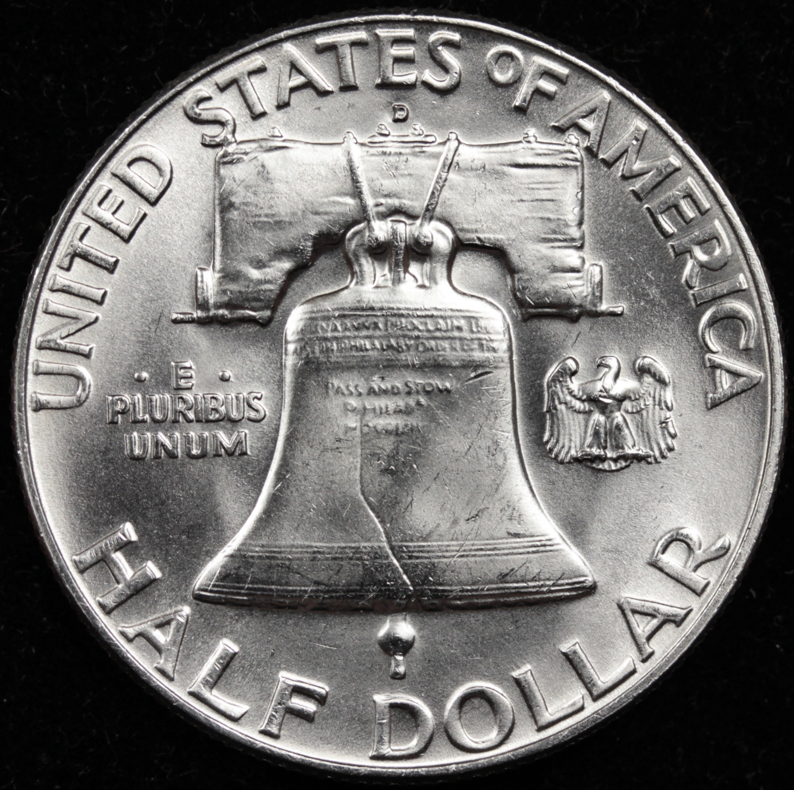 1962-d Franklin Half. Fully Separated Horizontal Bell Lines. BU. (Inventory)