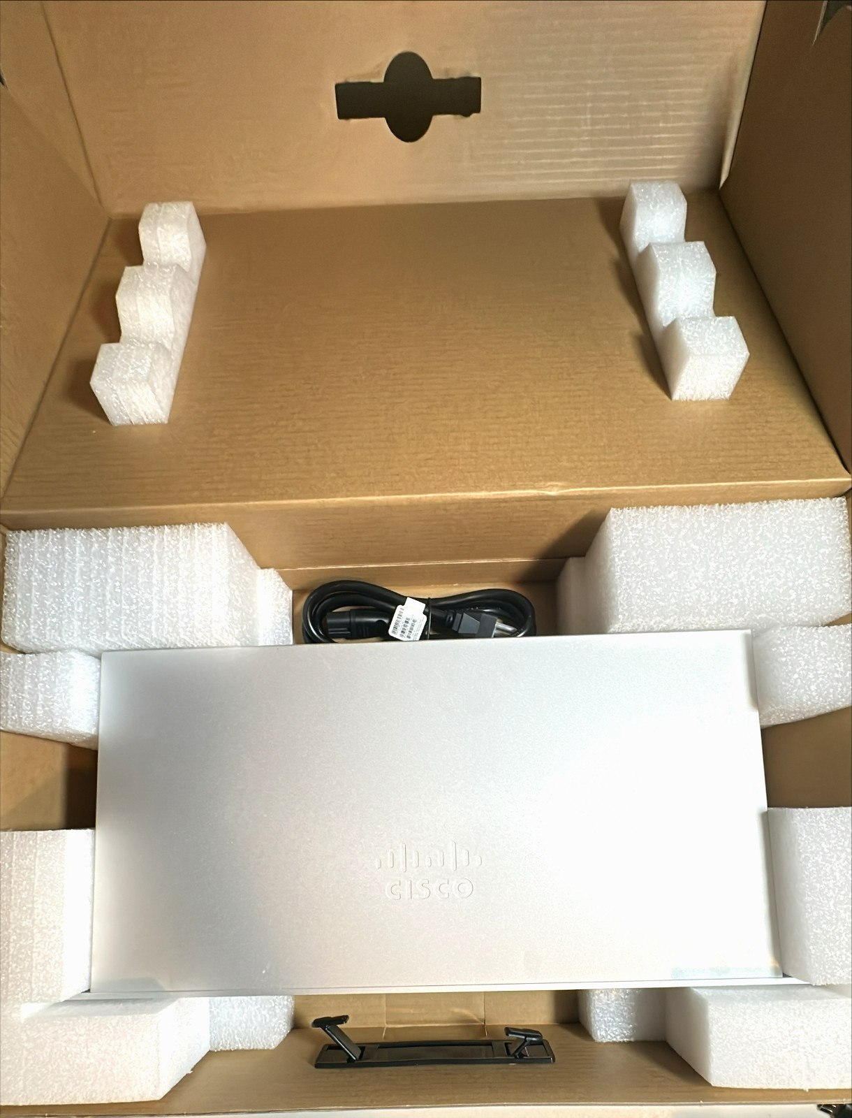 Cisco Meraki MS225-24P-HW 24x 1GB PoE+ RJ45 4x 10GB SFP+ Unclaimed Switch