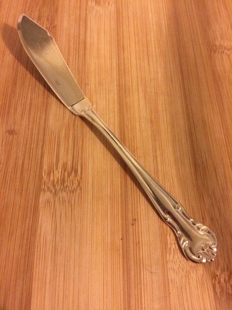 Farberware Gold Electroplate Scroll Plume Tip BUTTER KNIFE 6 3/4"