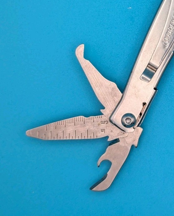 Leatherman Rev 3.8" Multi-Tool, Stainless!