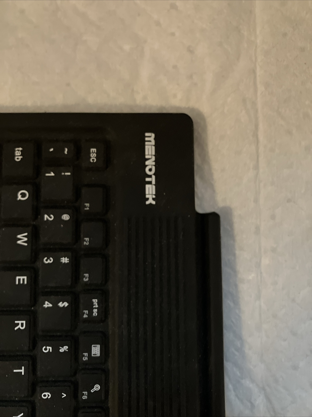 Mini Wireless Menotek Bluetooth Keyboard