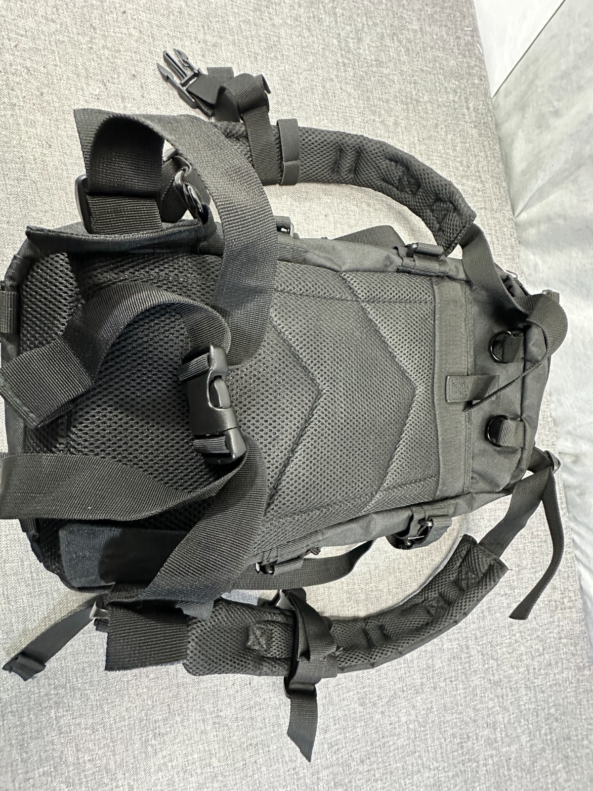 WFS TB-511-BLACK Medium Transport Backpack, Black